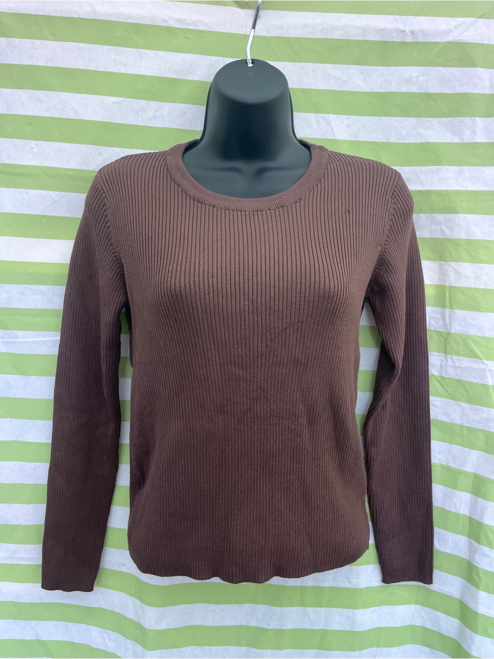 Women's Ribbed Crewneck Sweater - Brown